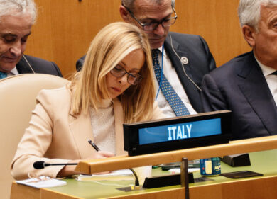 Meloni all’Onu: “Questa è una Terza Guerra Mondiale combattuta a pezzi”. Attacchi a Russia e Israele