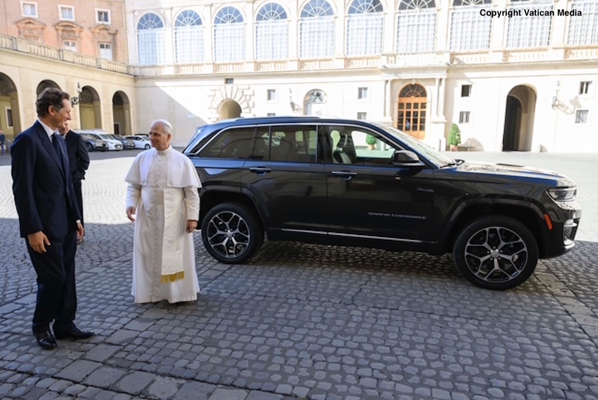 Vaticano, primo incontro privato tra Leone XIV e John Elkann
