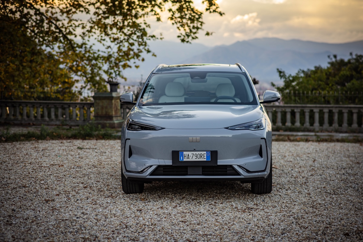 Starray EM-i: il nuovo SUV plug-in hybrid di Geely a Torino 2025
