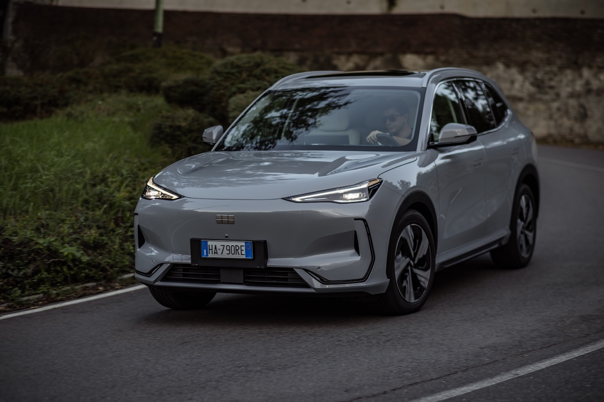 Starray EM-i: il nuovo SUV plug-in hybrid di Geely a Torino 2025