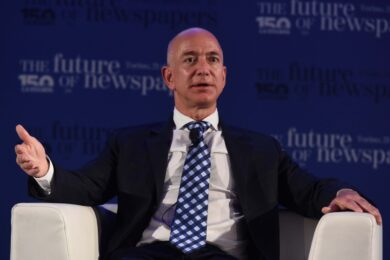 Amazon nei guai, Bezos paga 2,5 miliardi di dollari per gli abbonamenti ingannevoli su Prime