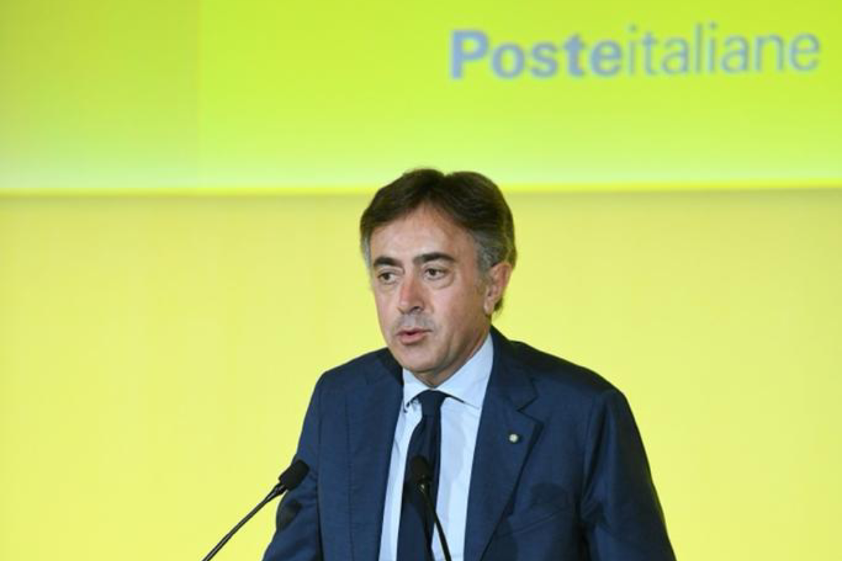 Poste Italiane, tagliato il traguardo dei 100mila passaporti erogati dopo poco più di un anno dall’avvio del servizio
