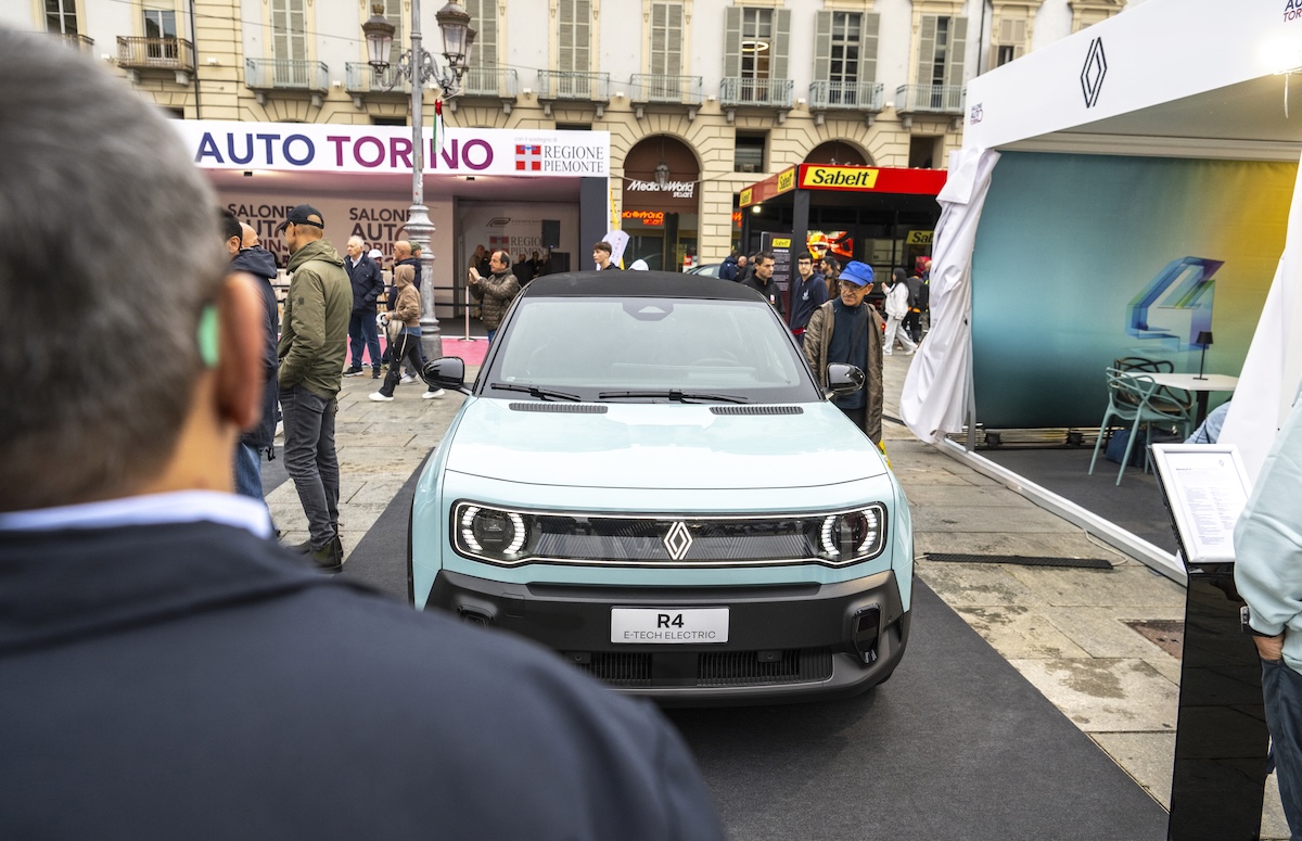 Renault e la transizione ecologica: tutte le novità al Salone di Torino Renault e la transizione ecologica: tutte le novità al Salone di Torino