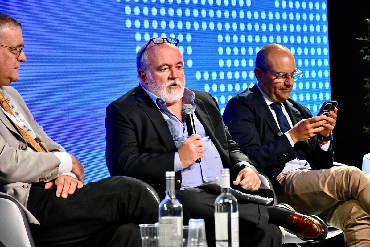 Sperlonga, ANCI Lazio Training Camp 2025. Di Palma (Ecoter): “Le Amministrazioni locali hanno bisogno di nuove competenze” Sperlonga, ANCI Lazio Training Camp 2025. Di Palma (Ecoter): “Le Amministrazioni locali hanno bisogno di nuove competenze”