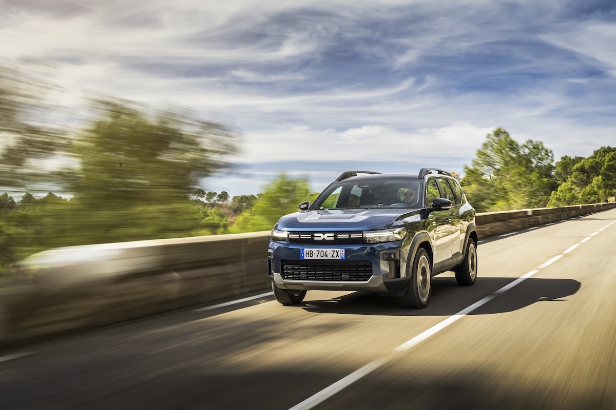 Dacia Bigster: motori efficienti, con il Mild Hybrid-G 140 fino a 1.450 km di autonomia Dacia Bigster: motori efficienti, con il Mild Hybrid-G 140 fino a 1.450 km di autonomia