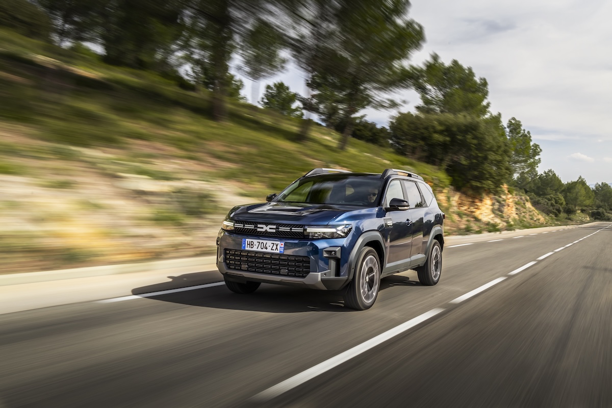 Dacia Bigster: motori efficienti, con il Mild Hybrid-G 140 fino a 1.450 km di autonomia Dacia Bigster: motori efficienti, con il Mild Hybrid-G 140 fino a 1.450 km di autonomia