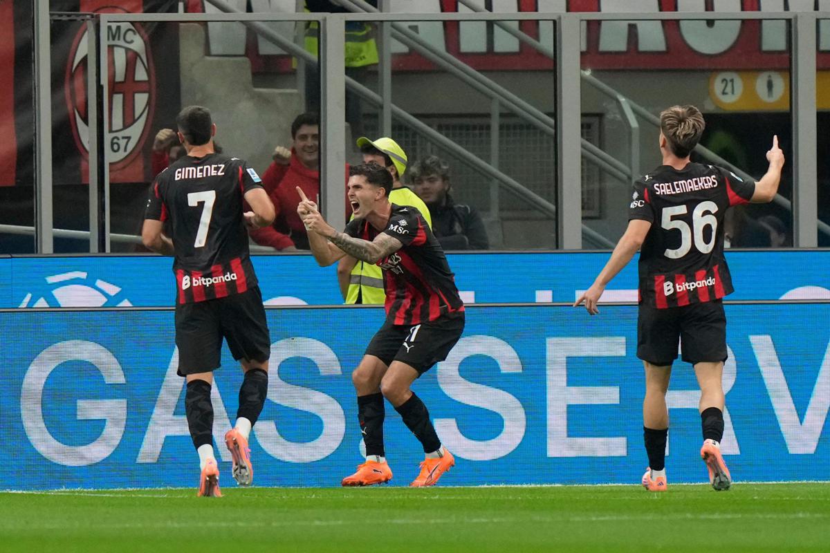 Milan-Napoli 2-1, Pulisic show poi in 10 soffre e vince. Conte: “De Bruyne? Spero fosse contrariato per il risultato, sennò ha preso la persona sbagliata” Milan-Napoli 2-1, Pulisic show poi in 10 soffre e vince. Conte: “De Bruyne? Spero fosse contrariato per il risultato, sennò ha preso la persona sbagliata”