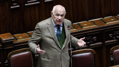 Nordio e i voli di Stato, quei 14 viaggi diretti. Il ministro nel mirino delle opposizioni