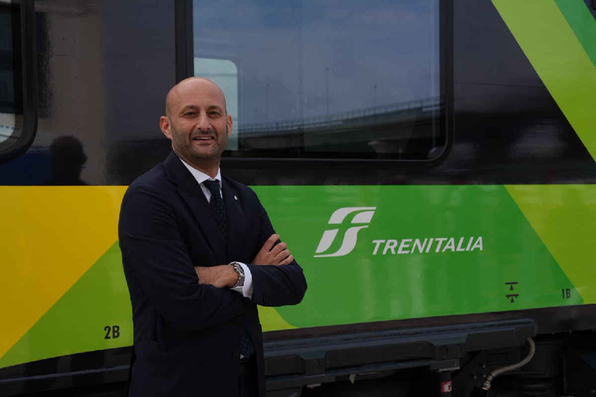 Gruppo FS: Trenitalia e Alstom presentano a Milano il nuovo treno Regionale da 200 km/h Gruppo FS: Trenitalia e Alstom presentano a Milano il nuovo treno Regionale da 200 km/h