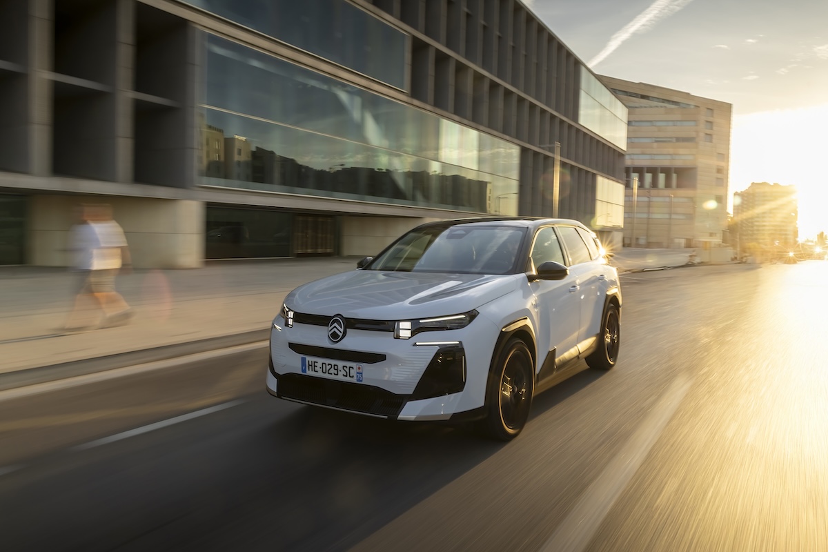 Citroen C5 Aircross: disponibile ibrida plug-in e 100% elettrica Citroen C5 Aircross: disponibile ibrida plug-in e 100% elettrica