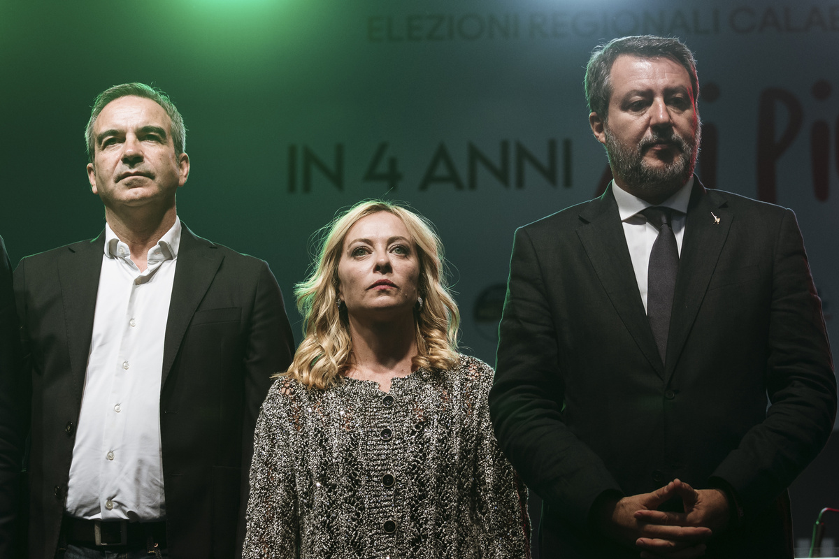 Elezioni Calabria, il Centrodestra “vede” la vittoria di Occhiuto e non esclude un trionfo. Forza Italia con il vento in poppa Elezioni Calabria, il Centrodestra “vede” la vittoria di Occhiuto e non esclude un trionfo. Forza Italia con il vento in poppa