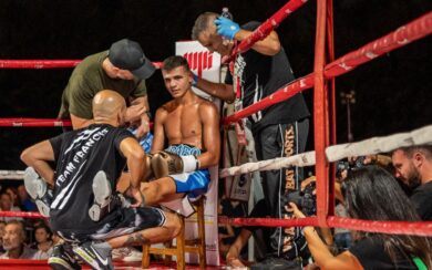 Il campione d’Italia dei pesi superpiuma Francesco Paparo difende il titolo contro Catalin Ionescu