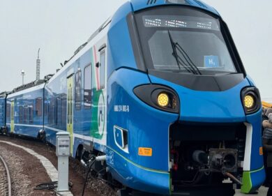 In Lombardia il primo treno a idrogeno d’Europa, Lucente: “In esercizio a giugno 2026”