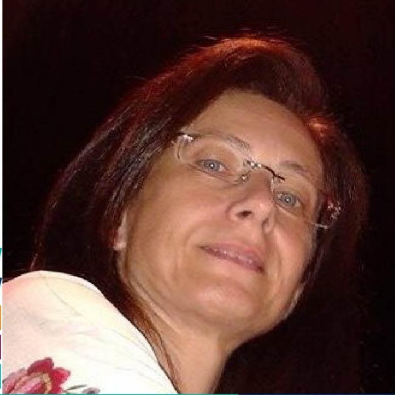 ‘Teresah 2025’ la pugliese Elisabetta Stragapede con le sue poesie tra i vincitori ‘Teresah 2025’ la pugliese Elisabetta Stragapede con le sue poesie tra i vincitori