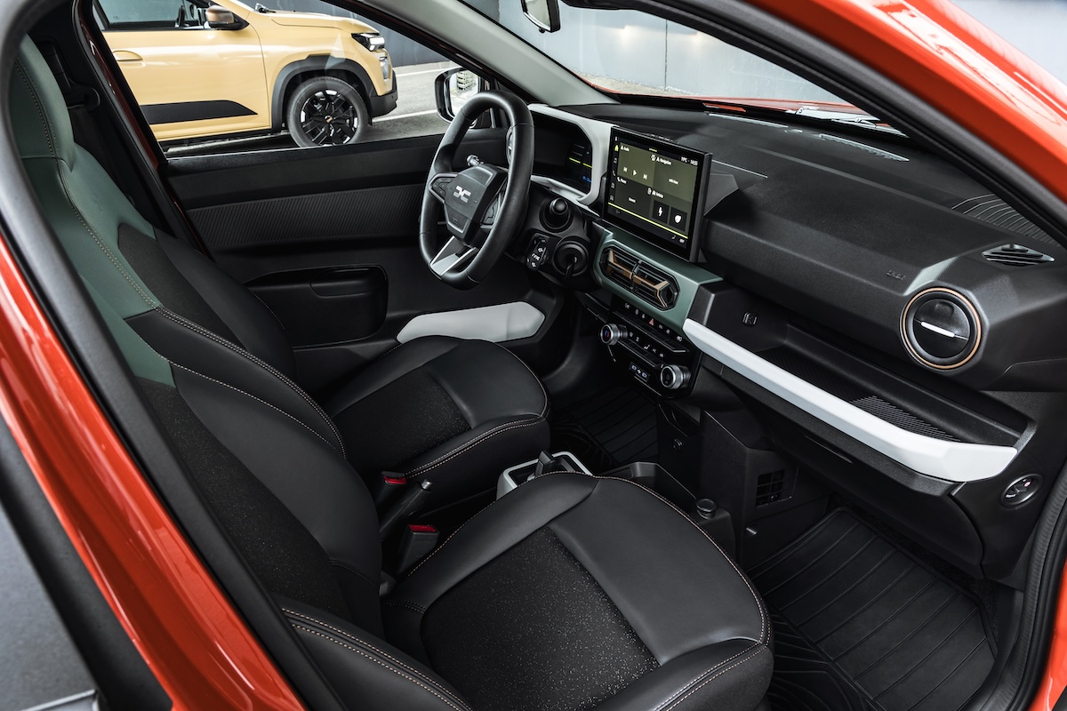 Dacia Spring a 3.900 €: grazie a incentivi statali e vantaggi Dacia Dacia Spring a 3.900 €: grazie a incentivi statali e vantaggi Dacia