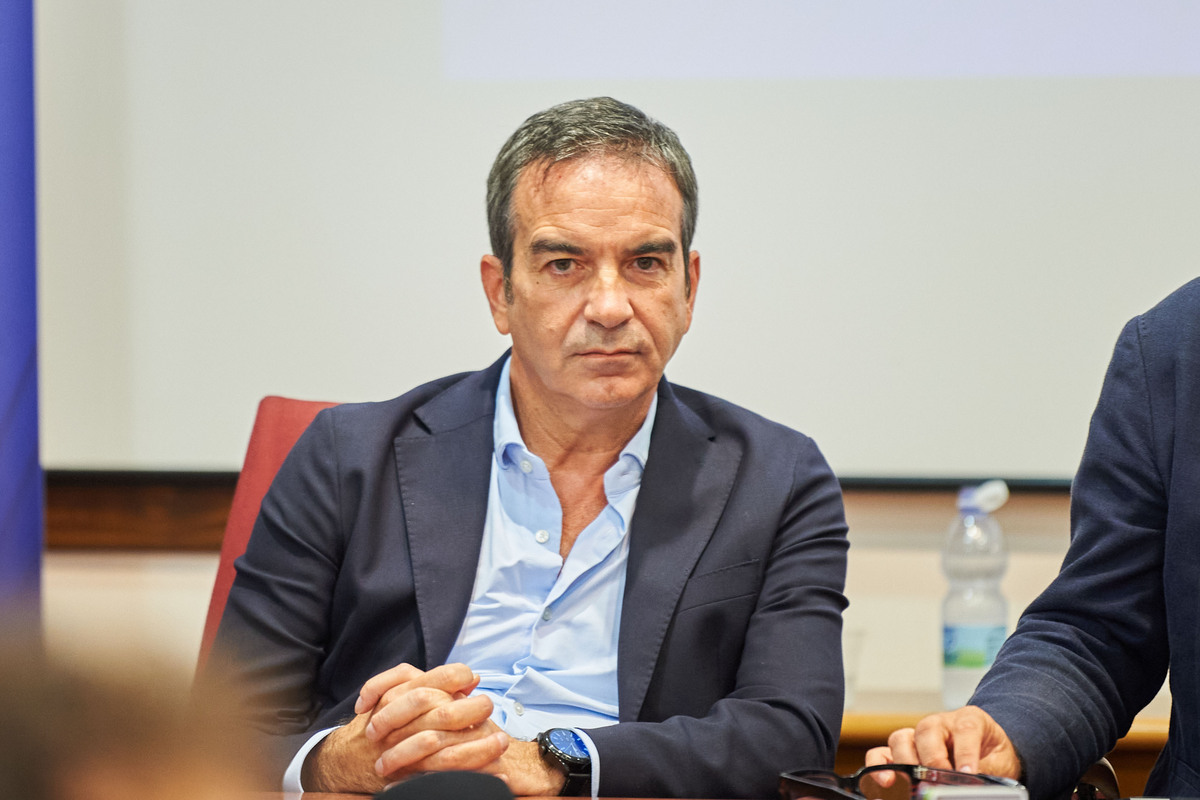 Chi è Roberto Occhiuto, il candidato di Cdx per le elezioni in Calabria in cerca del bis nella regione Chi è Roberto Occhiuto, il candidato di Cdx per le elezioni in Calabria in cerca del bis nella regione