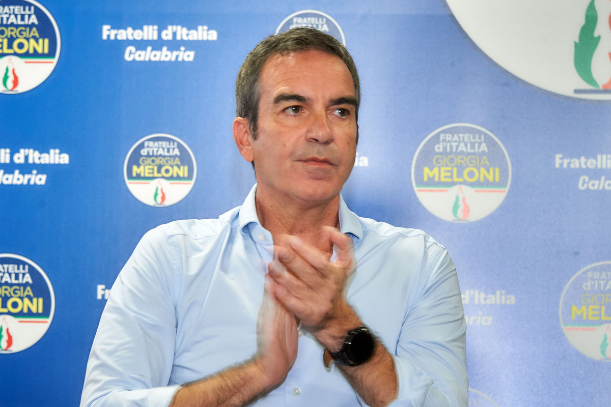 Chi è Roberto Occhiuto, il candidato di Cdx per le elezioni in Calabria in cerca del bis nella regione Chi è Roberto Occhiuto, il candidato di Cdx per le elezioni in Calabria in cerca del bis nella regione