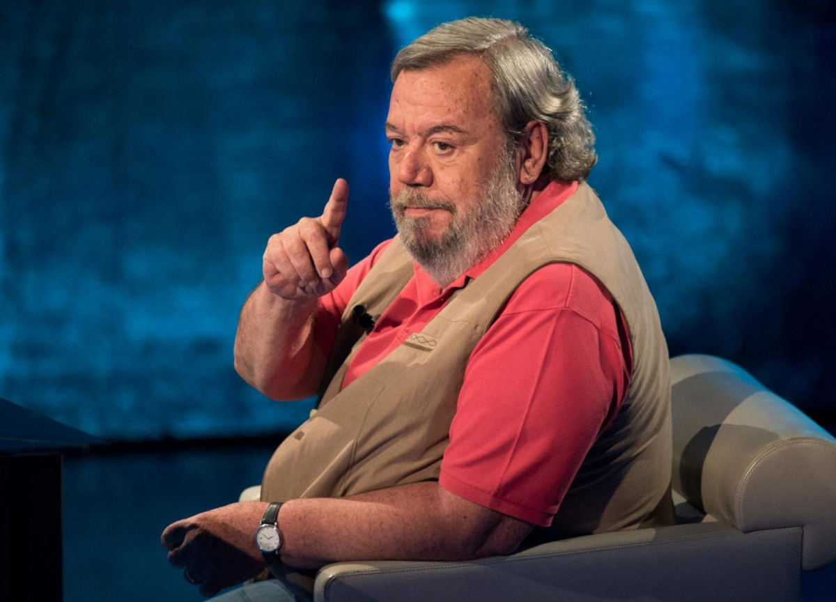 A Milano nasce la prima biblioteca dello sport, dedicata a Gianni Mura A Milano nasce la prima biblioteca dello sport, dedicata a Gianni Mura