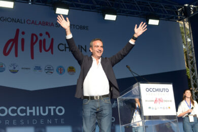 Elezioni regionali in Calabria, Occhiuto vince nettamente con più del 50%. Un altro trionfo per il Centrodestra