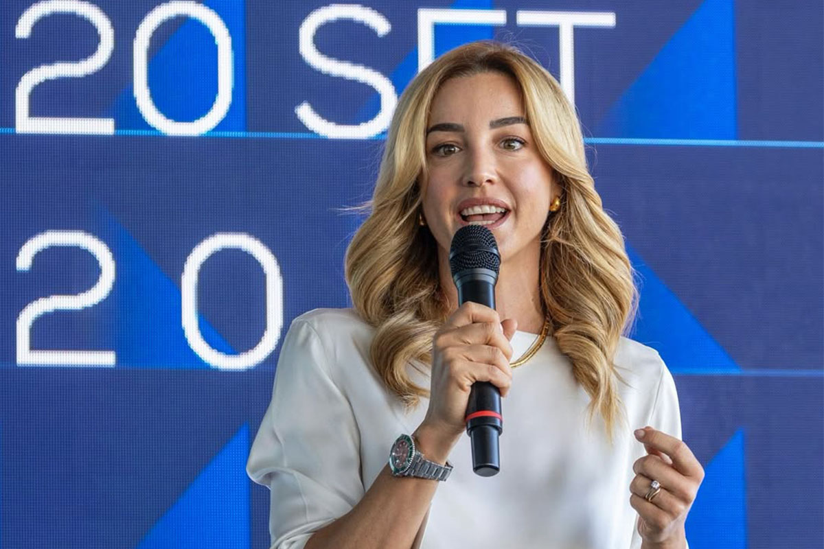 Il Pd cresce ma ai danni di M5S e AVS. Dopo le elezioni in Calabria cresce l’ipotesi Silvia Salis candidata premier Il Pd cresce ma ai danni di M5S e AVS. Dopo le elezioni in Calabria cresce l’ipotesi Silvia Salis candidata premier