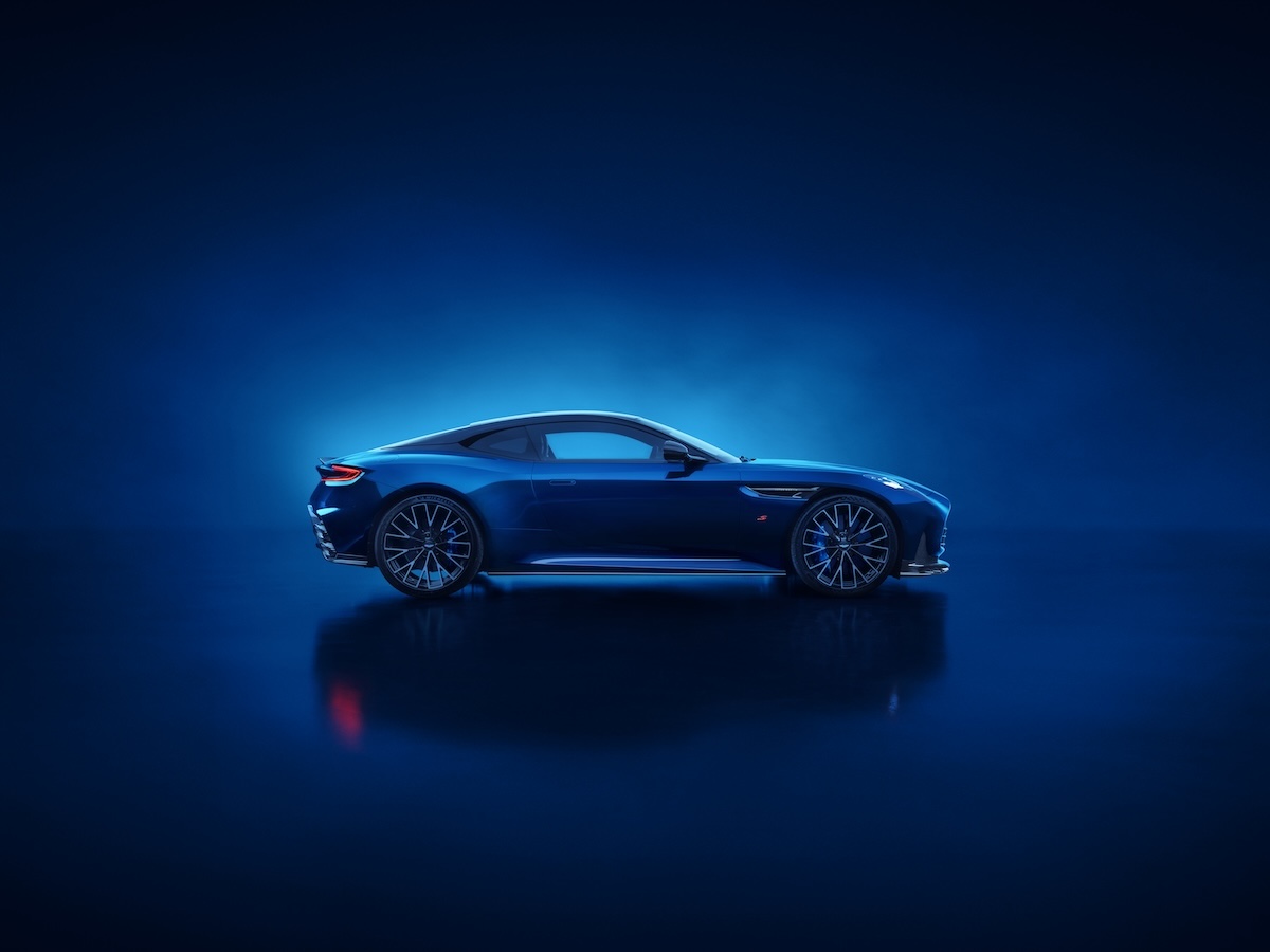 Aston Martin DB12 S: più potenza, più agilità, stessa eleganza