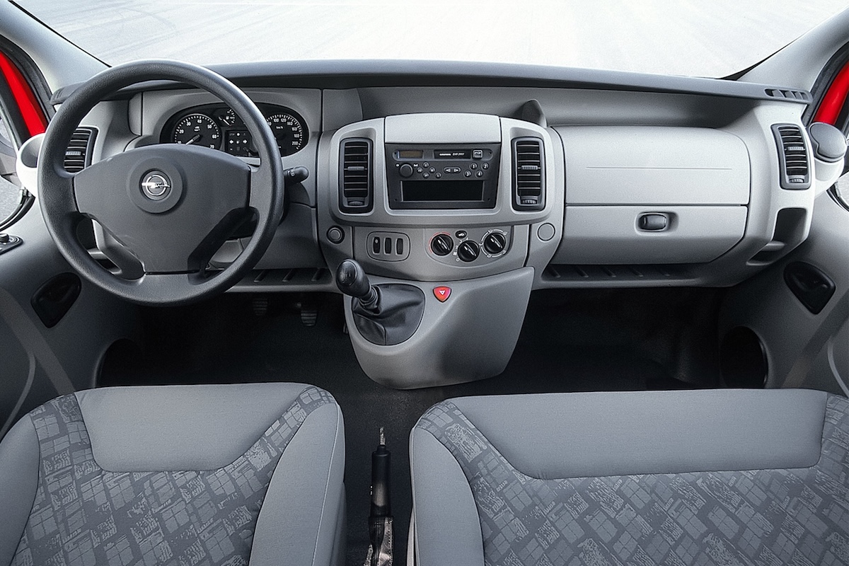 Opel Vivaro: 25 anni di van, ora anche elettrico