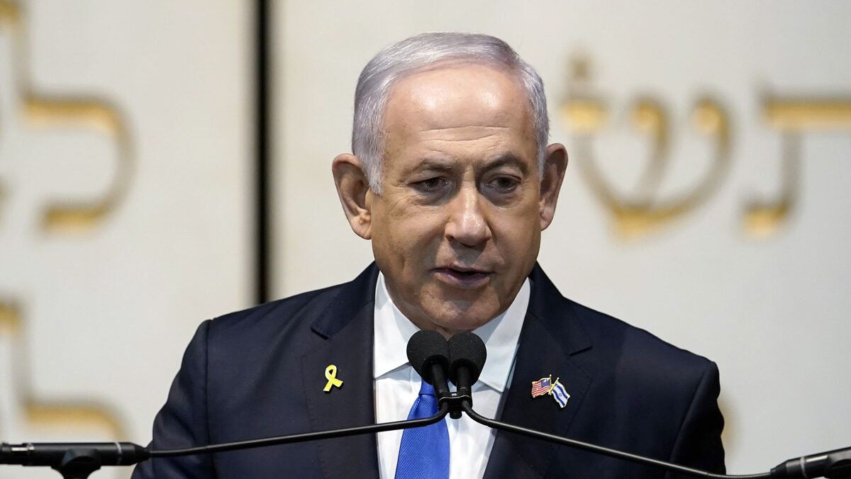Pace a Gaza, l’Idf ritira le truppe. Cessate il fuoco attivo, migliaia di sfollati tornano in città. In Egitto il vertice con Trump Pace a Gaza, l’Idf ritira le truppe. Cessate il fuoco attivo, migliaia di sfollati tornano in città. In Egitto il vertice con Trump