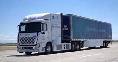 Hyundai e PlusAI: camion a idrogeno livello 4 per la logistica