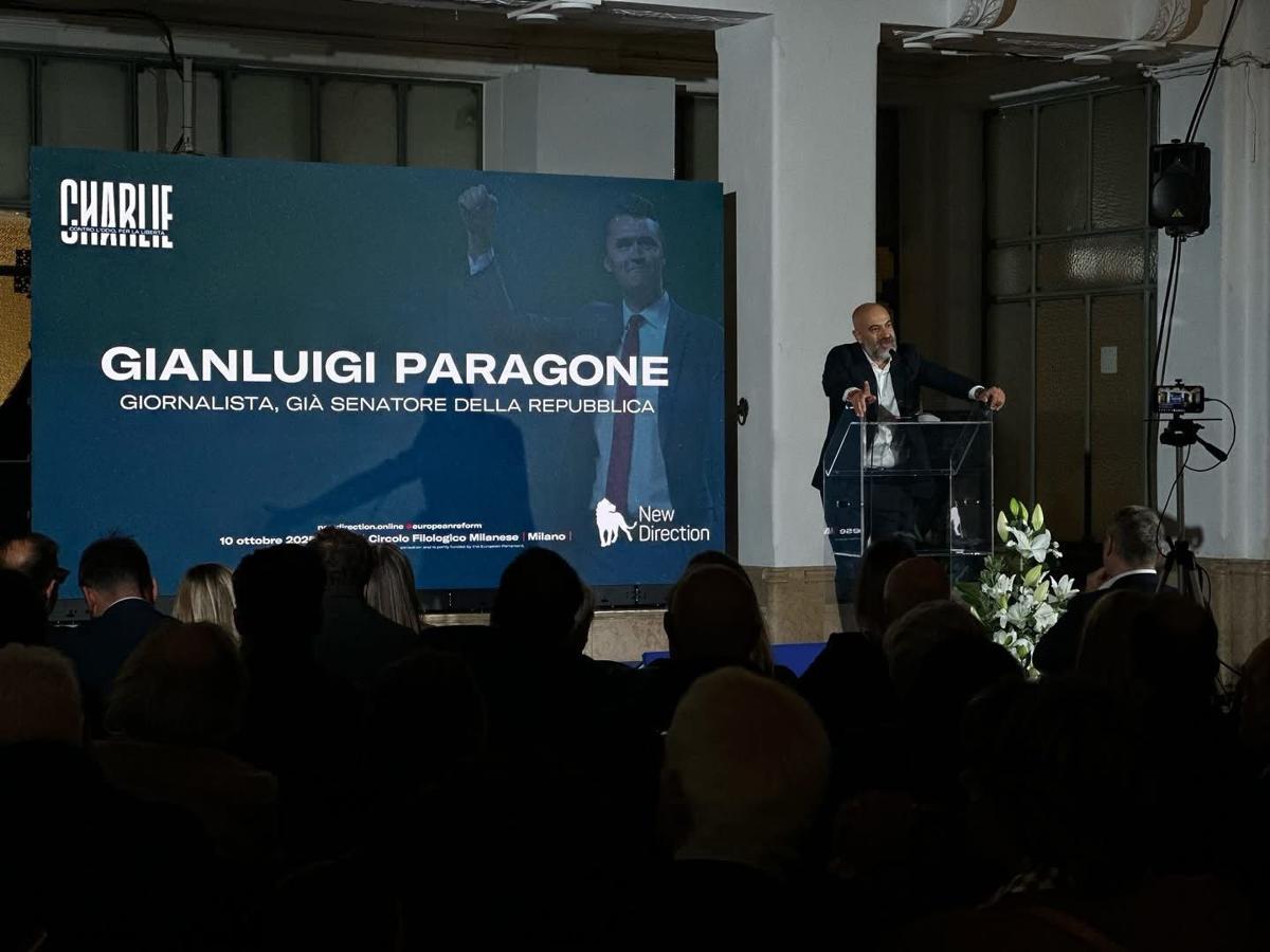 Charlie Kirk, la serata ricordo a Milano a un mese dalla morte – L’omaggio commosso di Fidanza al Premio Nobel, Maria Corina Machado Charlie Kirk, la serata ricordo a Milano a un mese dalla morte – L’omaggio commosso di Fidanza al Premio Nobel, Maria Corina Machado