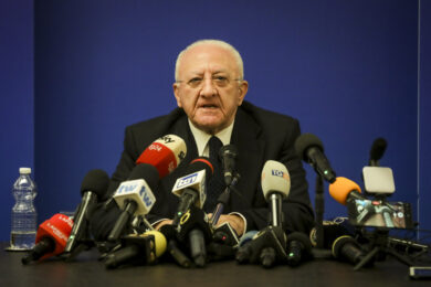 Campania: De Luca, ‘Appoggio centrosinistra, a Fico spiegherò tempo delle scemenze è finito’ – Video