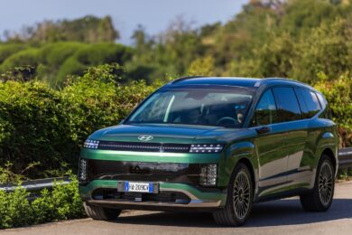 Nuova Hyundai IONIQ 9,prezzi, versioni e autonomia