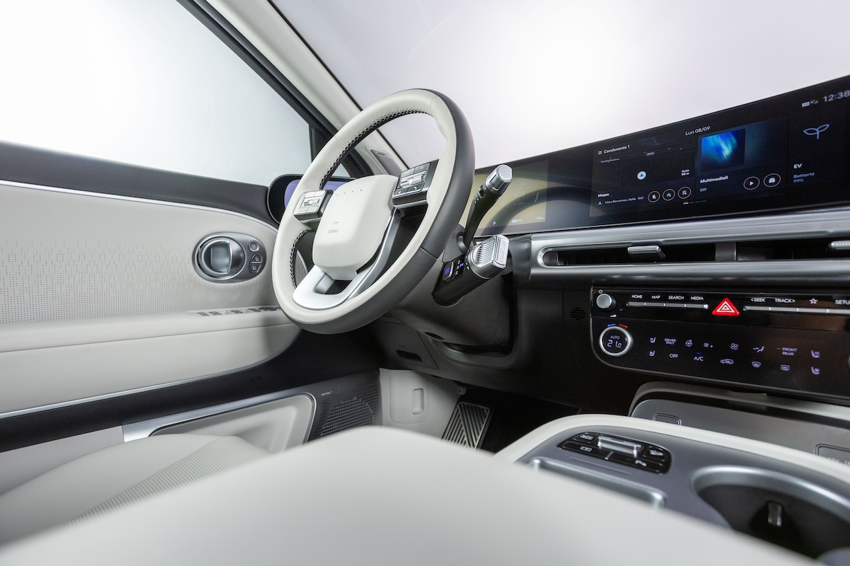 Nuova Hyundai IONIQ 9,prezzi, versioni e autonomia