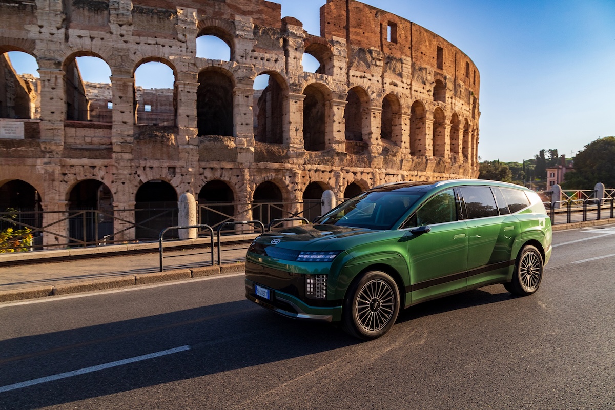 Nuova Hyundai IONIQ 9,prezzi, versioni e autonomia