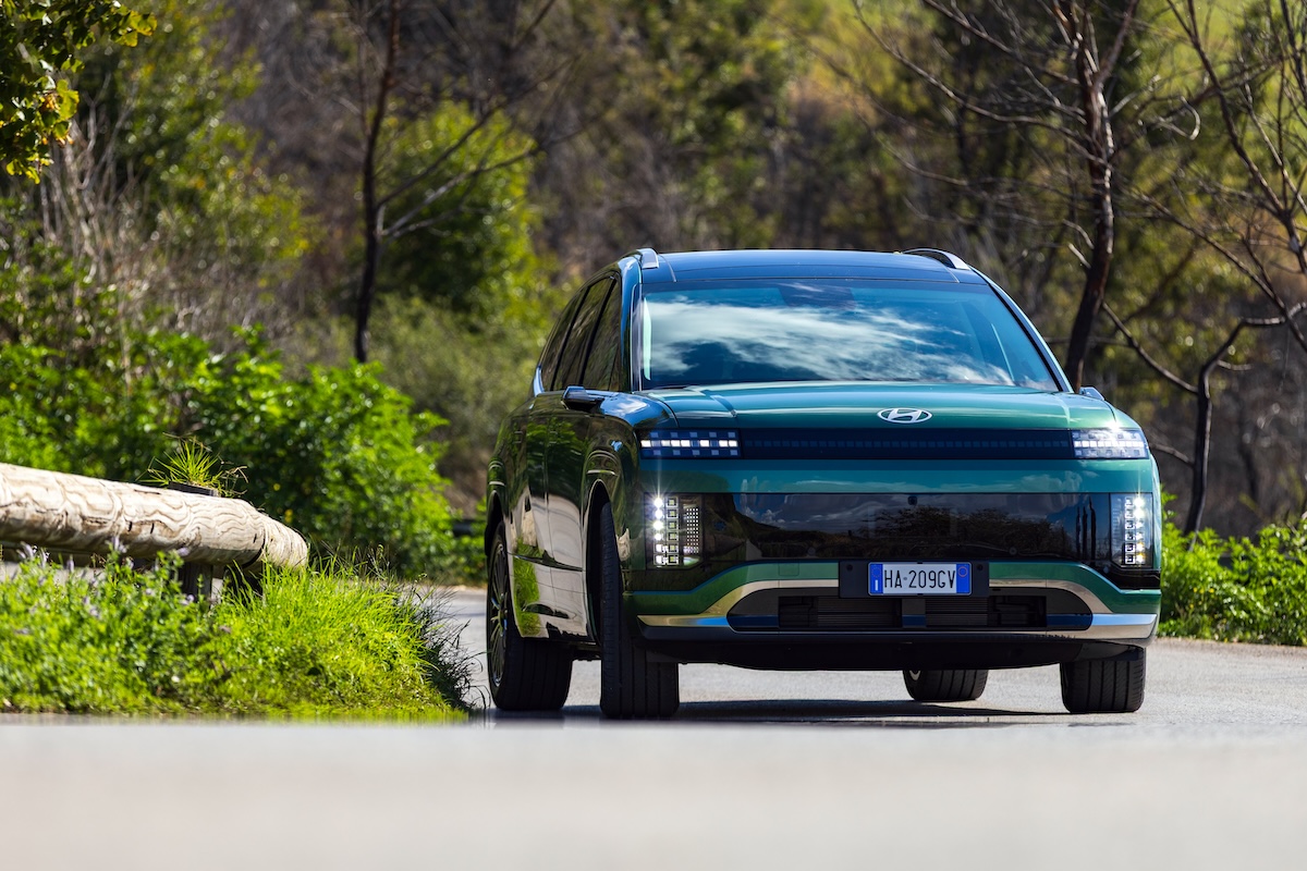 Nuova Hyundai IONIQ 9,prezzi, versioni e autonomia