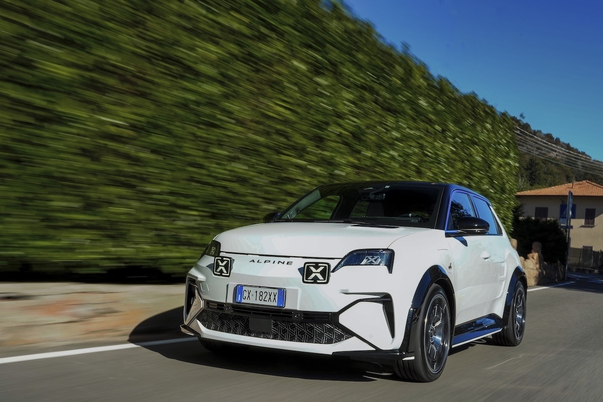 Alpine A290: elettrica da 220 CV, hot hatch da 0-100 in 6,4 s