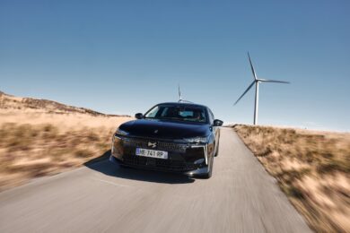 DS N°4: luce, stile e innovazione nella nuova campagna video