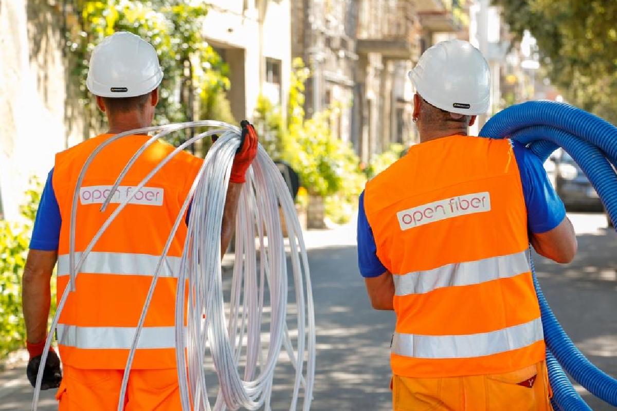 Open Fiber: conclusi i lavori per la nuova rete pubblica in fibra ottica a Ramacca, in Sicilia Open Fiber: conclusi i lavori per la nuova rete pubblica in fibra ottica a Ramacca, in Sicilia