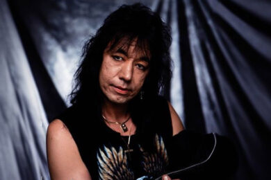 Morto Ace Frehley, chitarrista e fondatore dei Kiss. Mondo della musica in lutto, aveva 74 anni