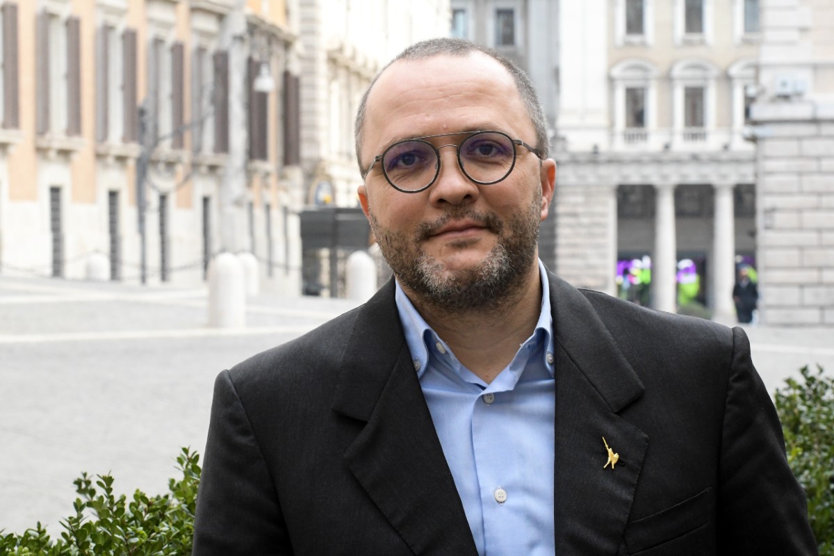 Ranucci, parla Capitanio (Agcom): “Attacco vile e terroristico. Editori contro l’IA di Google? Basta piegarsi alla logica del tutto e subito” Ranucci, parla Capitanio (Agcom): “Attacco vile e terroristico. Editori contro l’IA di Google? Basta piegarsi alla logica del tutto e subito”