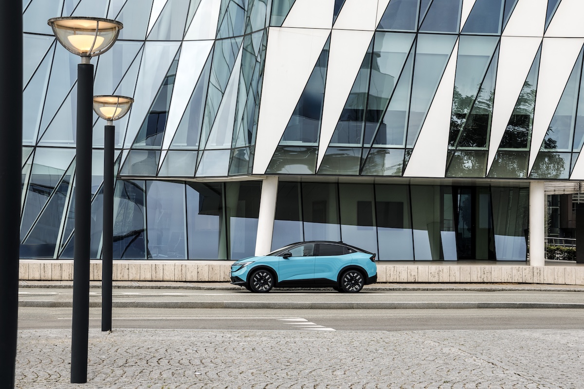 Nuova Nissan LEAF: fino a 622 km e Google integrato Nuova Nissan LEAF: fino a 622 km e Google integrato