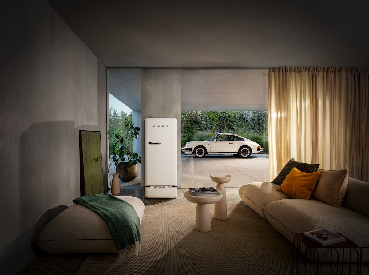 Porsche x Smeg: la capsule che unisce motorsport e design Porsche x Smeg: la capsule che unisce motorsport e design
