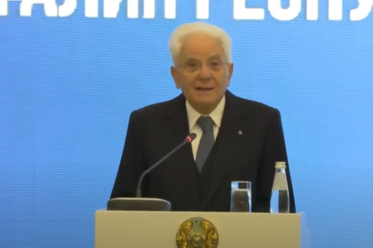 Mattarella (senza dirlo in modo esplicito) sostiene il salario minimo del Csx e boccia la politica del governo Meloni Mattarella (senza dirlo in modo esplicito) sostiene il salario minimo del Csx e boccia la politica del governo Meloni