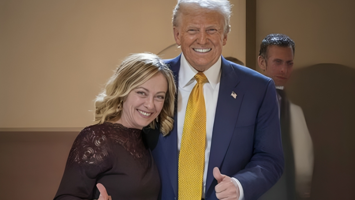 Trump bifolco nell’angolo, ma Giorgia avrebbe dovuto isolarlo da tempo Trump bifolco nell’angolo, ma Giorgia avrebbe dovuto isolarlo da tempo