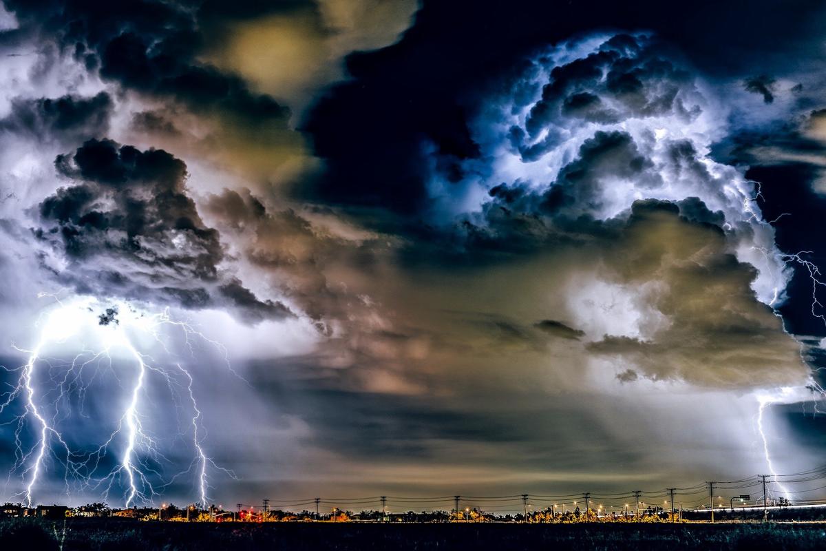 Meteo settimana: si spalanca la porta atlantica, subito in arrivo una forte perturbazione: dove e quando pioverà di più Meteo settimana: si spalanca la porta atlantica, subito in arrivo una forte perturbazione: dove e quando pioverà di più