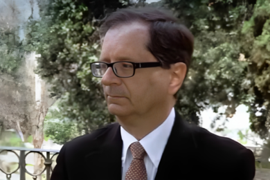 Tg5 in lutto, il vicedirettore vicario Claudio Fico morto dopo una lunga malattia. Aveva 67 anni