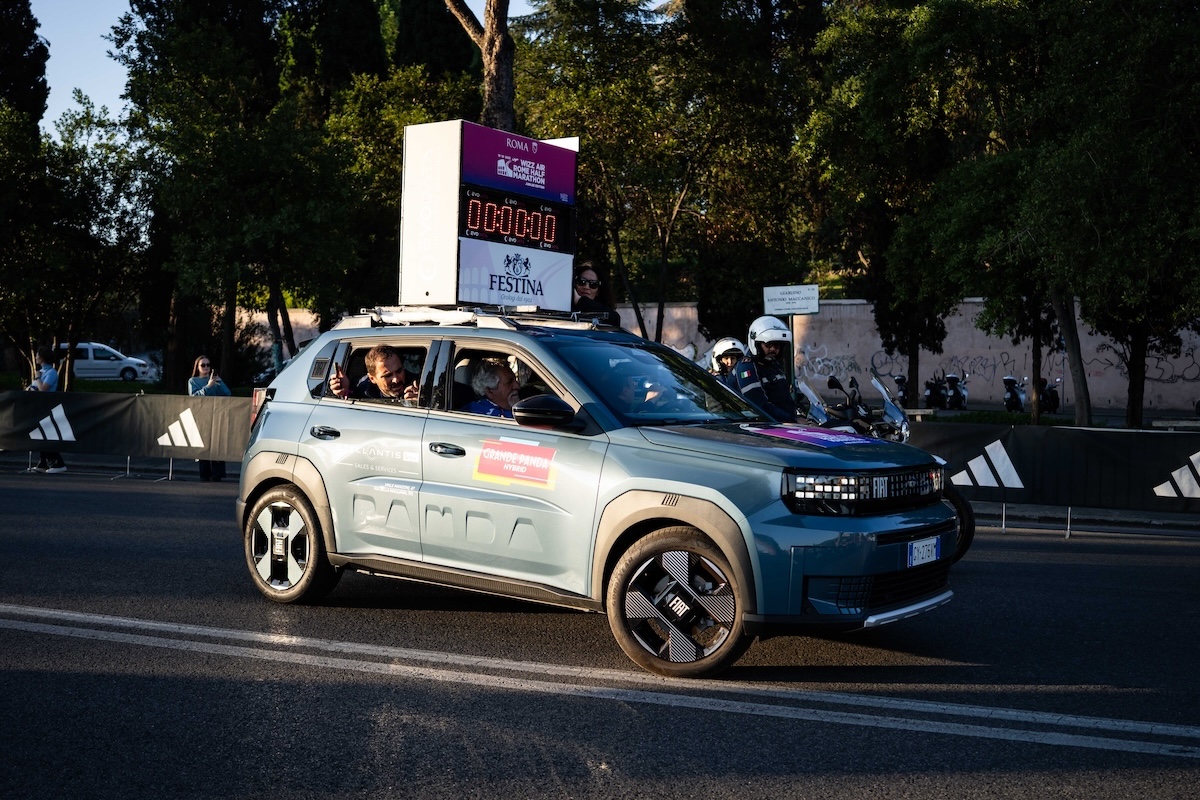 Fiat alla Wizz Air Rome Half Marathon: Grande Panda guida Roma