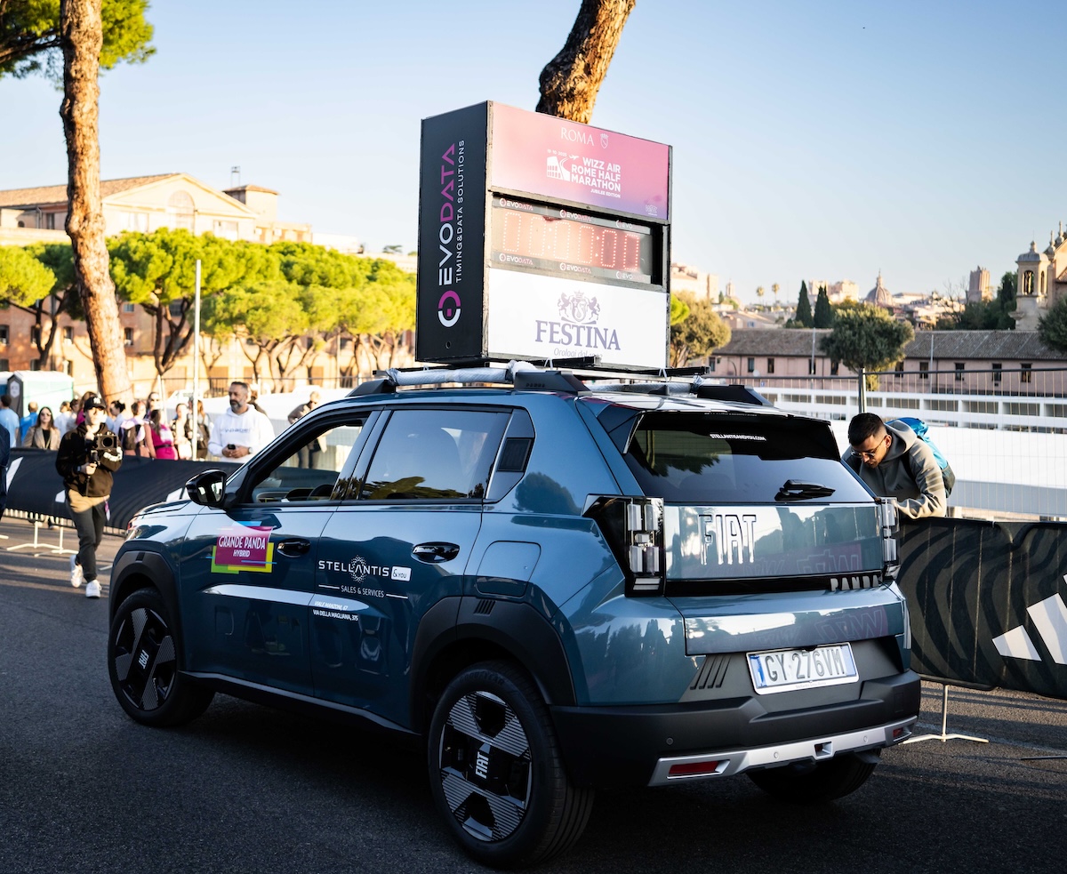 Fiat alla Wizz Air Rome Half Marathon: Grande Panda guida Roma