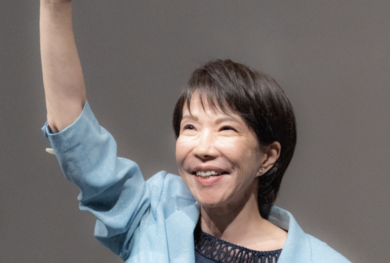 Giappone, la Camera bassa si tinge di rosa. Sanae Takaichi sarà la prima premier donna