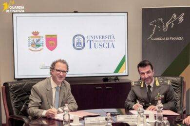 Formazione: Guardia di Finanza e Università degli Studi della Tuscia di Viterbo insieme per l’attivazione di specifiche attività formative e corsi di aggiornamento a favore del personale del Corpo