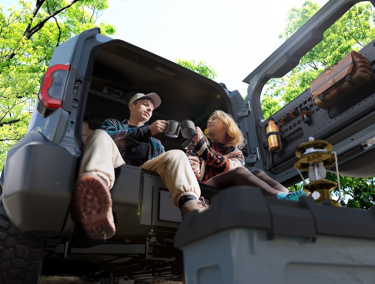 TOYOTA: Nuovo Land Cruiser FJ  libertà, gioia e off-road senza compromessi